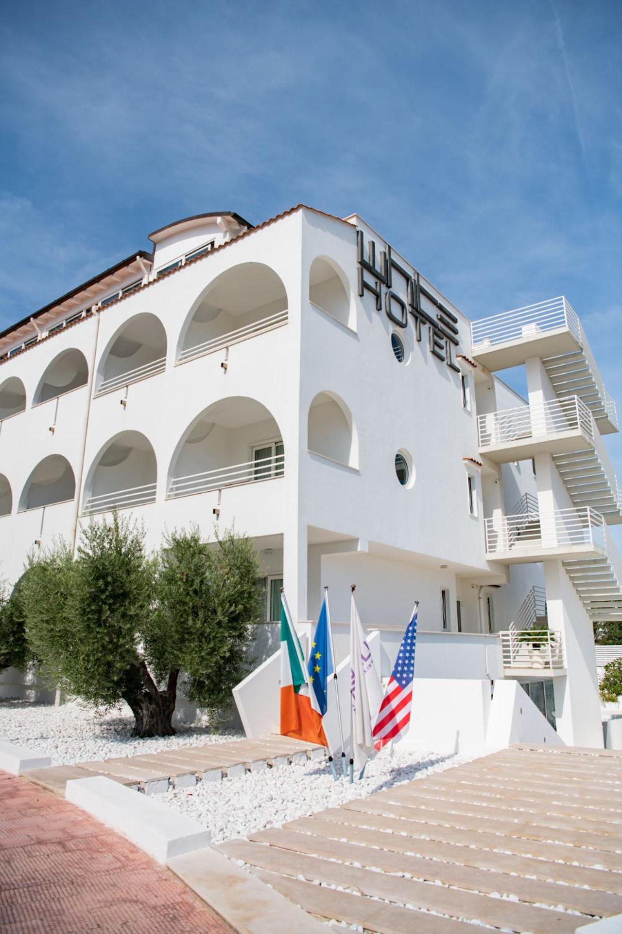 White Hotel Vieste Exterior photo